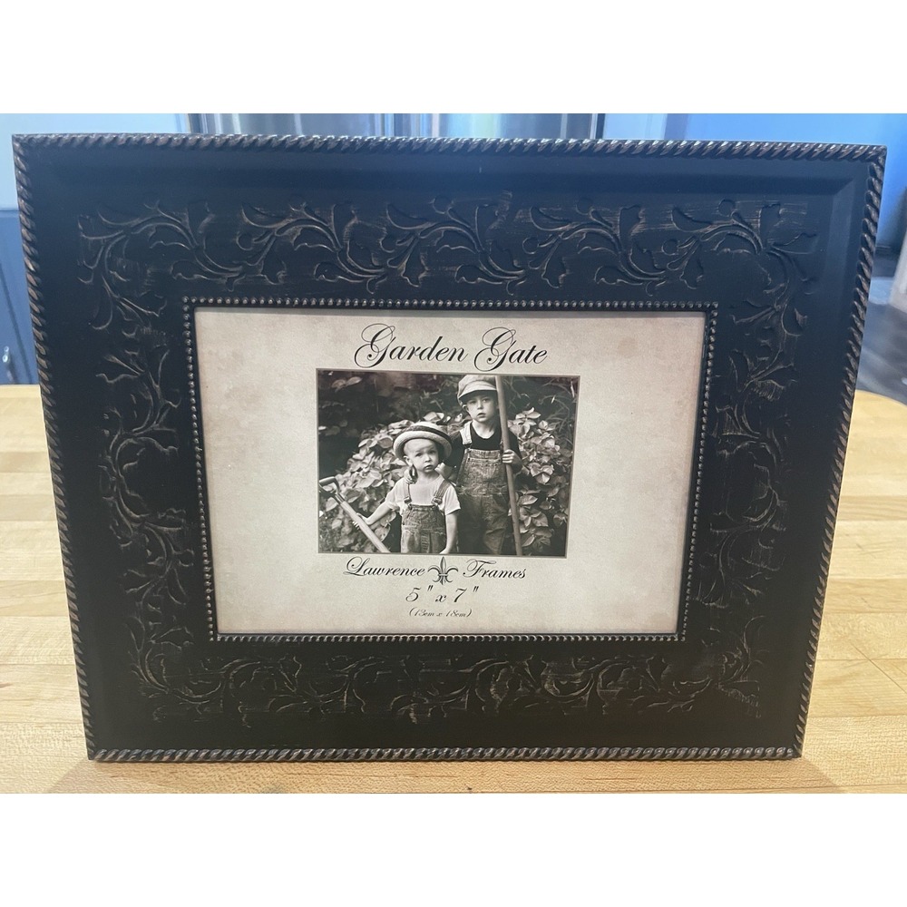 Antique Style Black Patina Ornate Floral Design Photo Picture Frame Metal 5 X 7